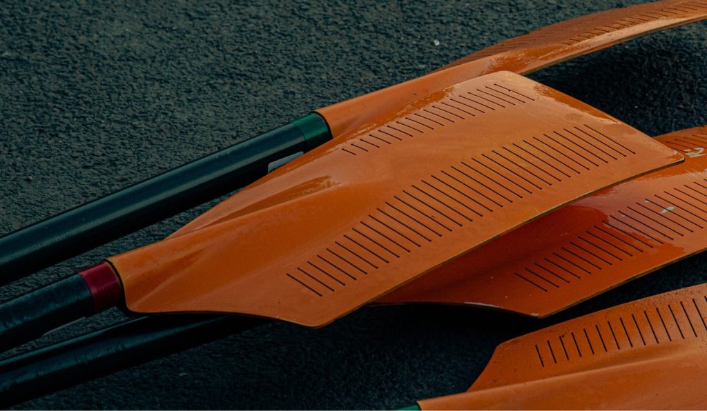FLOWFORCE paddle blade in open water